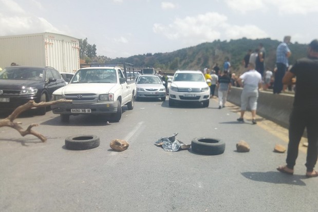 Grogne sociale et routes bloquées : Annaba, une ville inaccessible