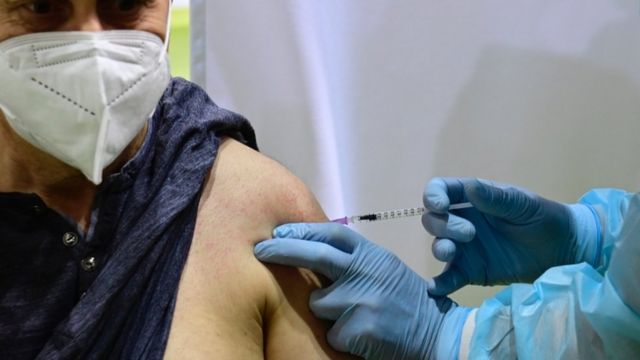 COVID 19 A JIJEL : La police se fait vacciner