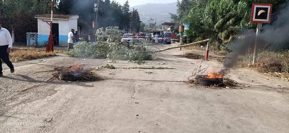 Route barrée à Oued El Had : Les résidents du bidonville Djaballah récidivent