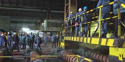 En solidarité avec leur section syndicale : Des employés de Sider El Hadjar observent un sit-in