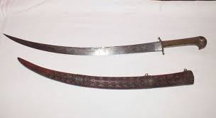 AIN BEIDA : Saisie de 5 sabres traditionnels