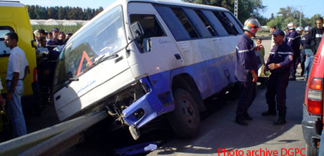 AIN FAKROUNE : Le dérapage d’un bus fait 16 blessés