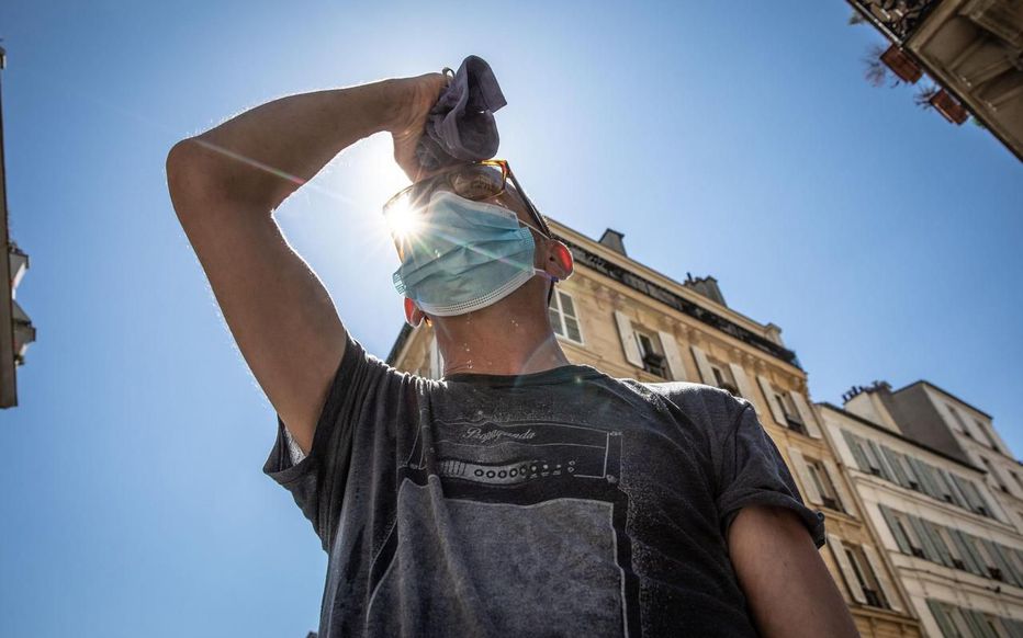 GUELMA : La population endure la Covid-19 et la canicule
