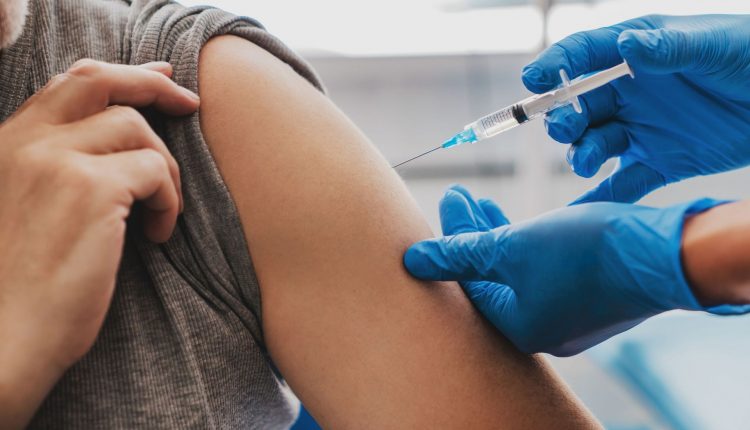 Vaccination dans les officines : 40 pharmacies mobilisées dans la wilaya d’Annaba