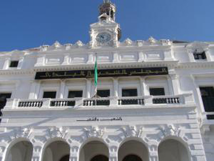 Secteurs urbains à Constantine :Le grand rush devant les guichets de l’état civil