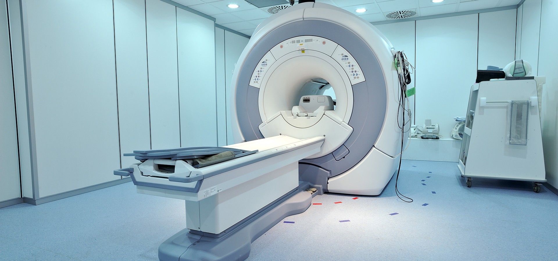 Eph Kaarar Sebti de Souk-Ahras  : Réception d’un scanner dernière génération