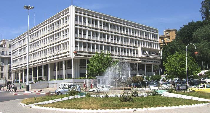Secteur des finances : Débrayage des fonctionnaires des impôts