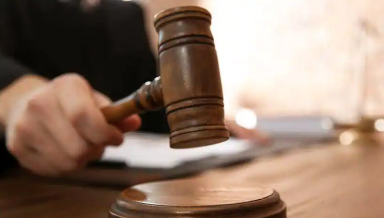 Traite d’êtres humains et falsification de documents administratifs : Un passeur condamné à 5 ans de prison