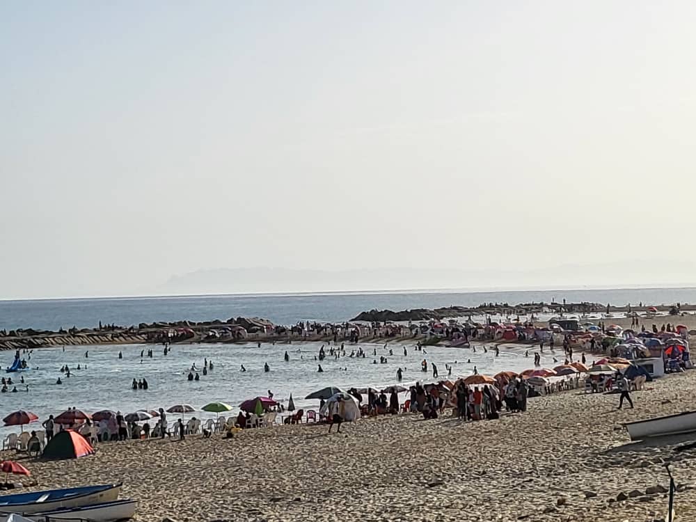 Insécurité à Larbi Ben M’hidi : Les plages abandonnées aux squatteurs