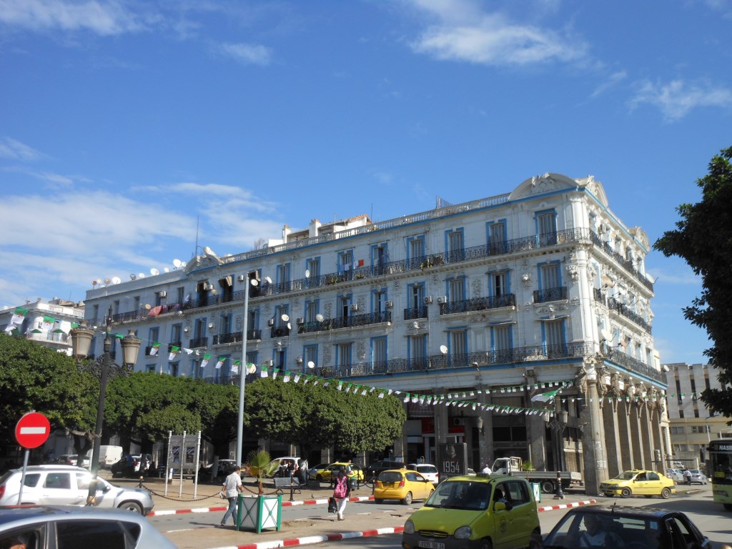 Tentative d’homicide sur le Cours de la Révolution : Insécurité à Annaba !