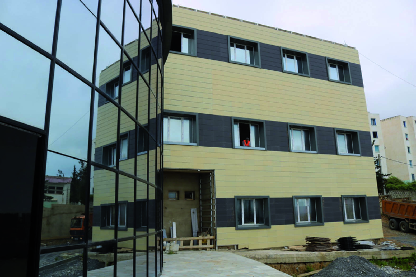 HÔPITAL DE 60 LITS DE ZIAMA MANSOURIAH (JIJEL) : Un projet et des soucis…