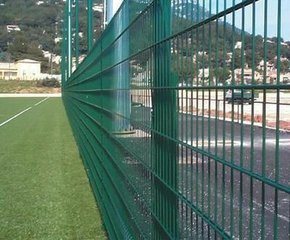 Infrastructures sportives des jeunes : De nouveaux stades de proximité revêtus en matico   