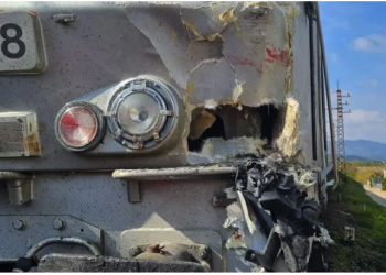 Commune d’El Hadjar : Un train percute un camion