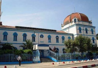 Accès aux services du CHU Constantine : Uniquement pour les associations autorisées                                          