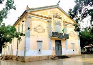   GUELMA :  Rénovation de la maison de la culture