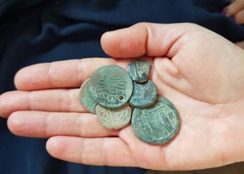 Vols de pièces archéologiques à Batna : 18 pièces de monnaie et un pilon récupérés