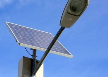 Ecole primaire Rizzi Amor : Raccordement à l’éclairage à énergie renouvelable