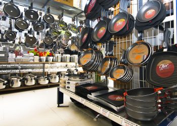 Vente des ustensiles de cuisineà Annaba : Les prix passent du simple au double ! 