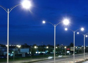 EL MILIA : Des luminaires divisent l’APC