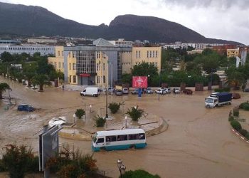 OUM EL-BOUAGHI : Les eaux inondent une grande partie de la ville