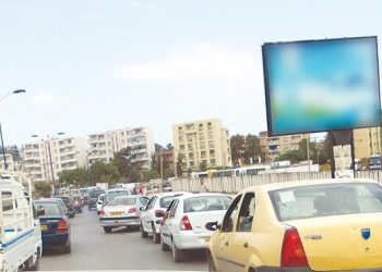 Guelma étouffe sous les flots des véhicules : Des solutions urgentes s’imposent