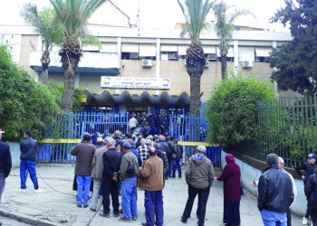 Veille de l’Aïd El-Adha à Constantine  : Les agences postales et bancaires prises d’assaut