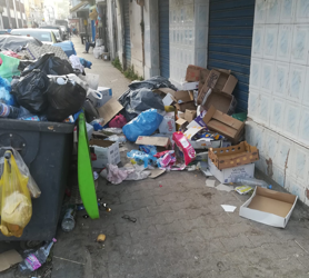 Cadre de vie au centre-ville : Trottoirs squattés, dégradés