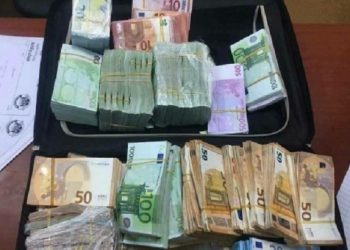 Aéroport international d’Alger : Saisie de 112 100 euros