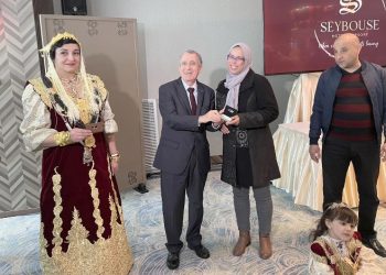 Visite du ministre du Tourisme à l’Hôtel Seybouse : Une opportunité aux « artisans-exposants »