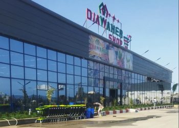 Accès au centre commercial Djawaher shop : Dangereuse proximité de la RN 44