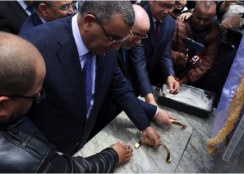 La Grande Mosquée d’El Bouni : Le ministre pose la première pierre