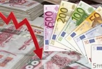Le marché noir des devises à Annaba en déclin : L’impact des récentes annonces présidentielles 
