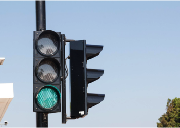 Gestion du trafic routier à Annaba : Les feux tricolores intelligents prennent forme