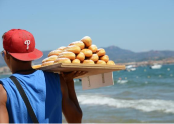 Sur le littoral, dans les villes ou dans les champs : L’été des petits boulots