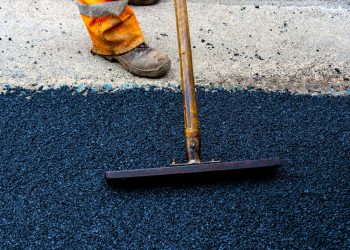 Amélioration urbaine à AIN BEIDA  : De l’asphalte pour plusieurs cités ! 