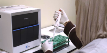 CHU Annaba : Inauguration d’une plateforme RT-PCR de dernière génération  