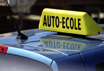 Renouvellement des véhicules des auto-écoles : Nouvelles échéances fixées à janvier 2027