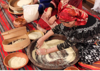 À l’approche de l’Aïd El-Fitr : Une tradition toujours vivante dans les foyers 