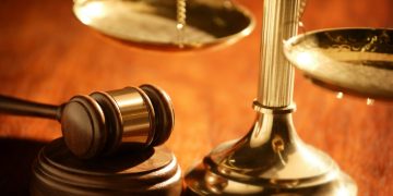 Accès aux fonctions de notaires et huissiers de justice : ‘’Pas de concours prévu !’’