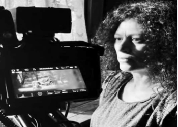 Lydia Larini, figure de femmes fortes : Rôles ancrés dans la réalité sociale et historique