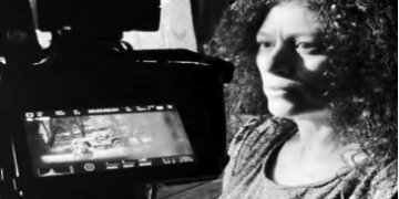 Lydia Larini, figure de femmes fortes : Rôles ancrés dans la réalité sociale et historique