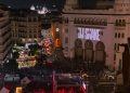 La Grande Poste submergée par la foule  : DJ Snake électrise Alger