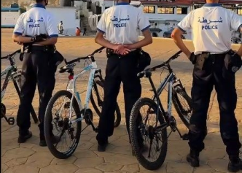 Au plus près des estivants : Des patrouilles à vélo pour veiller sur les plages 