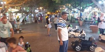 Face à la canicule : Annaba vit la nuit …