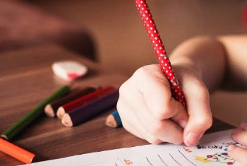 A quelques jours du retour en classe  : Les cours de soutien reprennent déjà le chemin des quartiers 