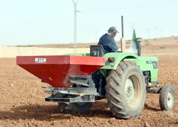 CONSTANTINE : Coup d’envoi de la campagne de labours semailles