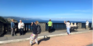 Des visiteurs espagnols séduits : Par une vitrine ouverte sur la méditerranée